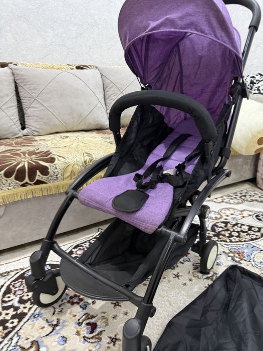 Продам детскую легкую прогулочную коляску Baby time!