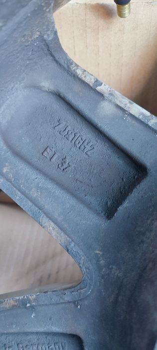 5х112,57.1,ЕТ37,7J алуминиеви джанти