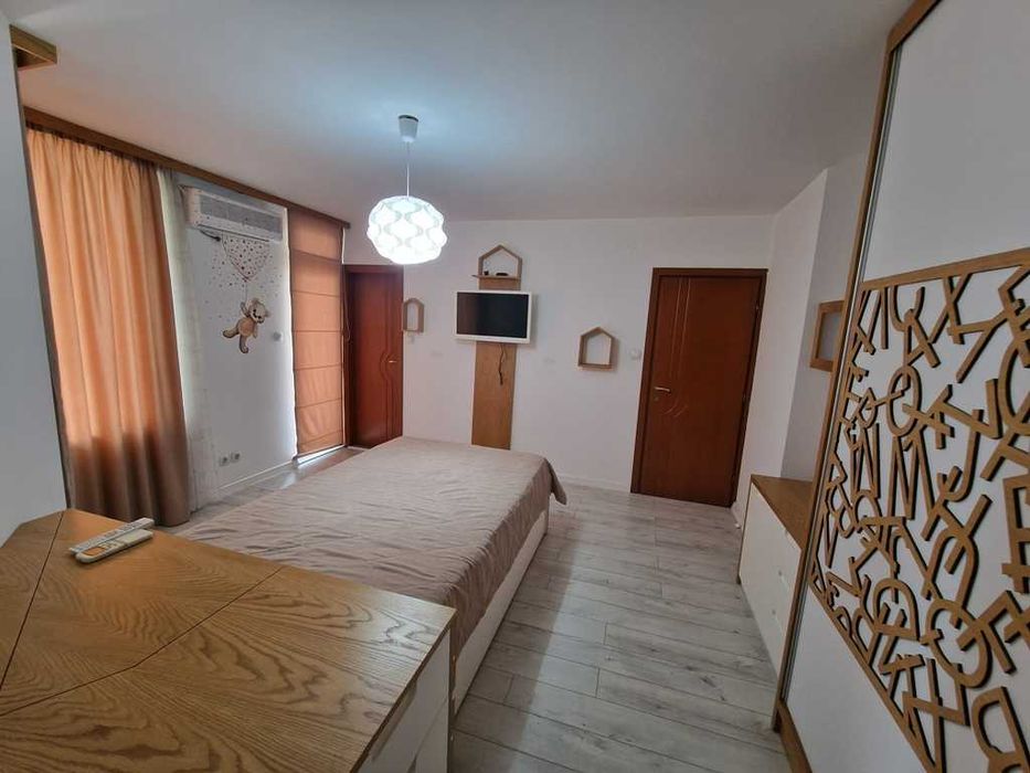 Продава се Многостаен апартамент в Благоевград, Широк център - 117 кв.м за 941 €/кв.м - Снимка #5