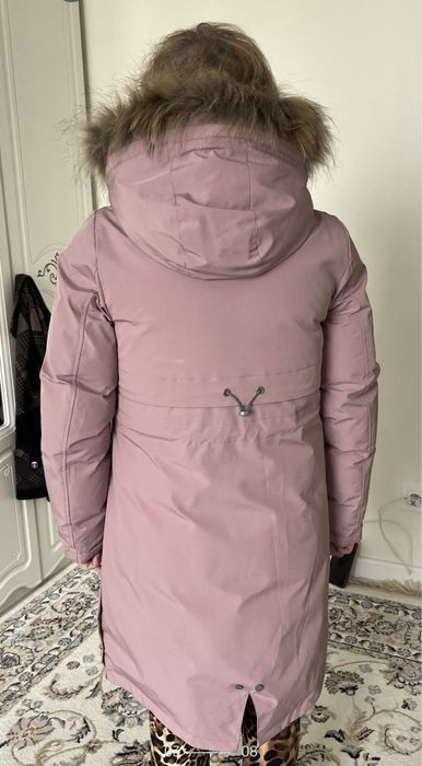 Продам зимний пуховик