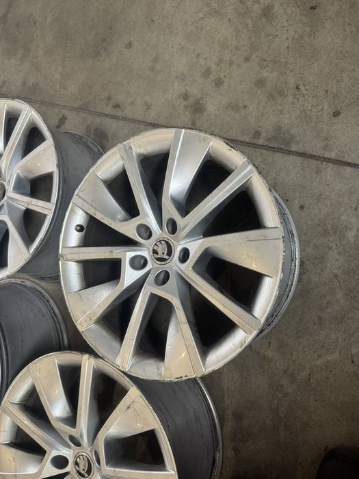 Джанти Skoda  Superb Scout 18 8,5J ET41