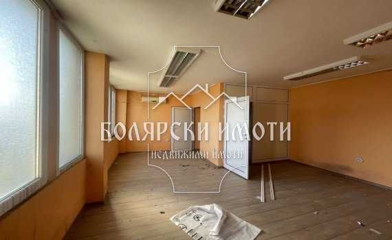 Продава се Офис в Велико Търново, Център - 433 кв.м за 539 €/кв.м - Снимка #7