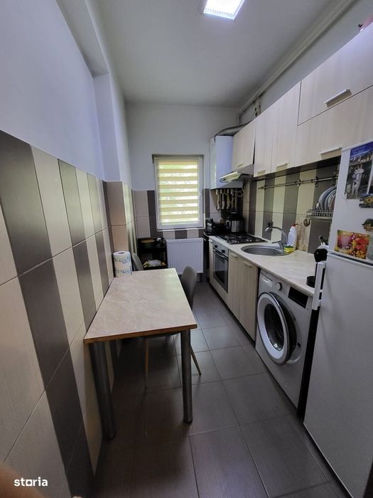 2 camere, 12 minute metrou, Langa Penny, centrala proprie