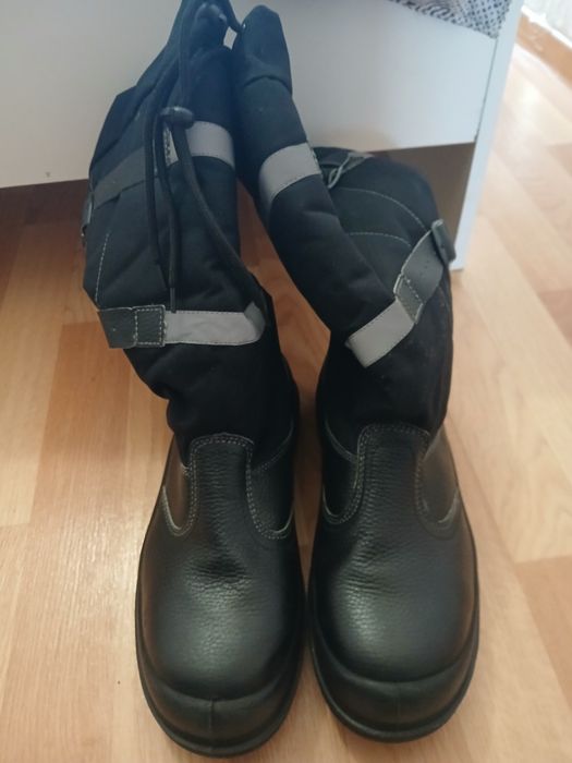 Продам Сапоги новые зимний