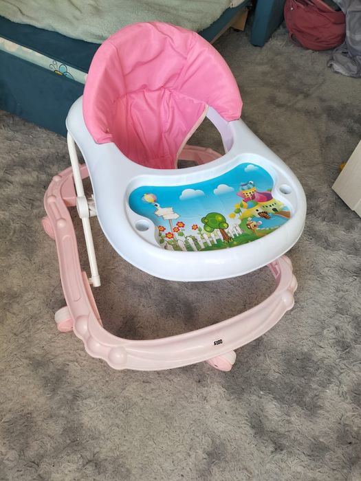 Отдам ходунки и коляску зимнюю