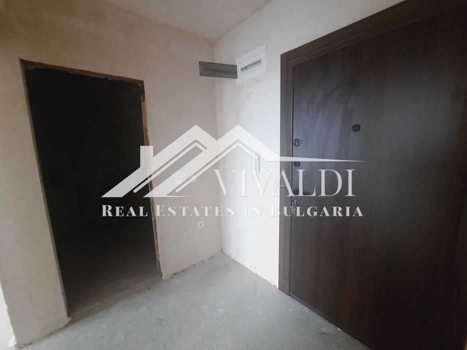 Продава се Двустаен апартамент в Варна, Бриз - 60 кв.м за 1148 €/кв.м - Снимка #4