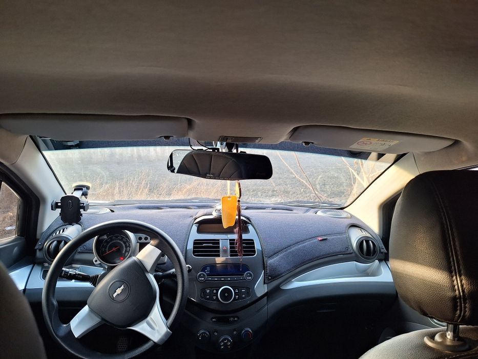 Spark 2016 yil 111 ming yurgan benzin