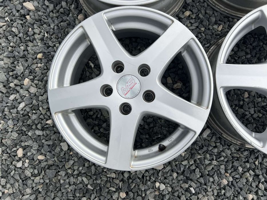 Джанти MS 5/112 Audi,VW,Skoda 5x112

Употребявани, Шумен