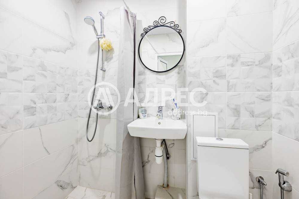 Продава се Двустаен апартамент в Варна, Левски - 60 кв.м за 1357 €/кв.м - Снимка #4