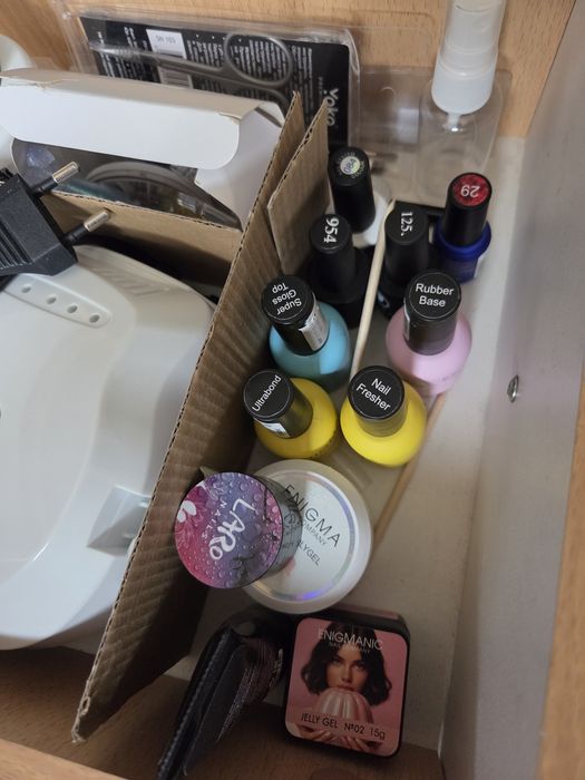 Продам набор для маникюра