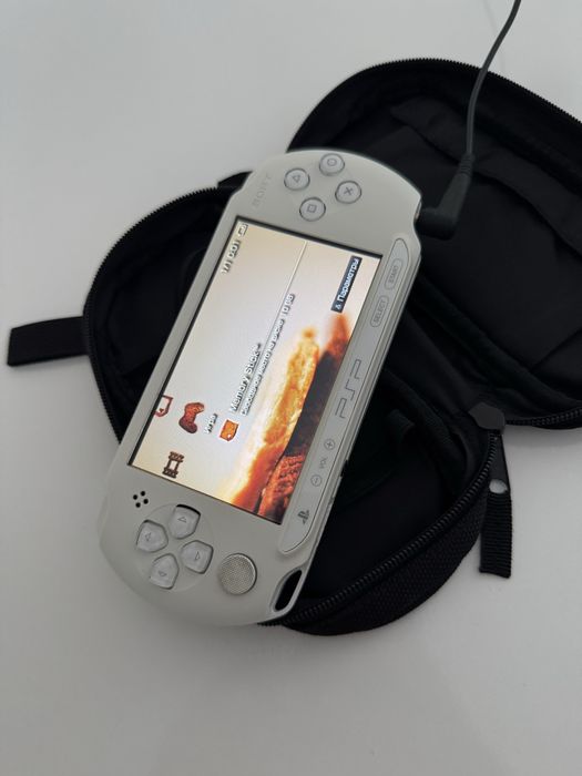продам psp 1008E