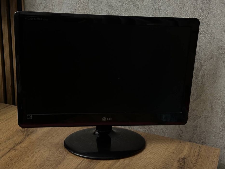 Минитор рабочий 60 hz