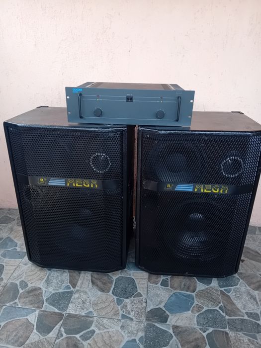 Vând boxe 300 W pasive și amplificator 2x300 W