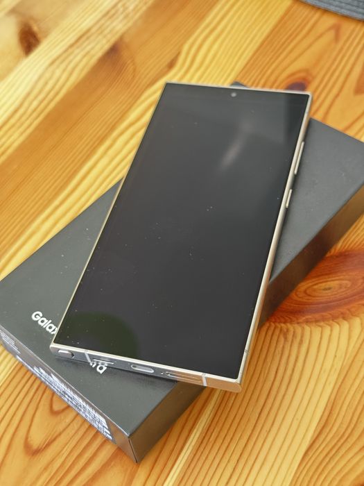 Samsung S24 ultra 512 gb