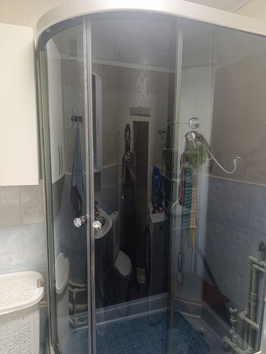 Продаю душевую кабину