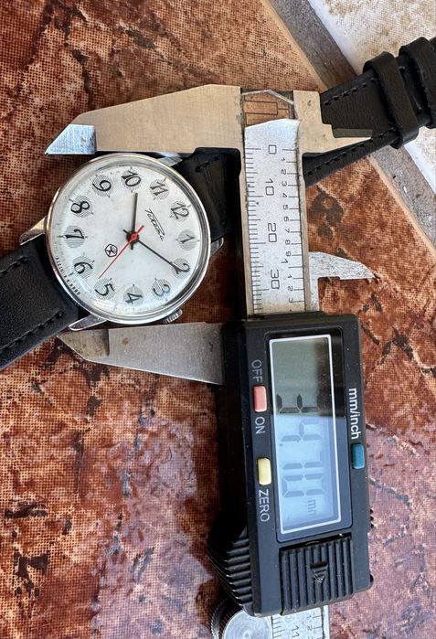 Сьветски механичен часовник Ракета,80 години