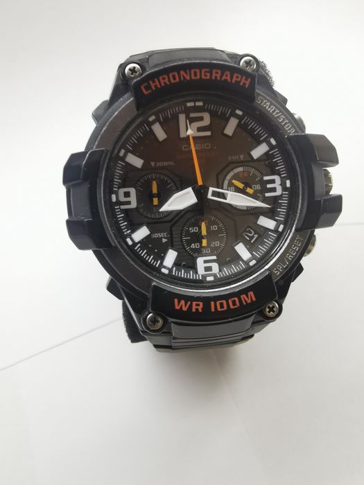 Мъжки часовник Casio MCW-100H-1AVEF / Хронограф (Оригинал с кутия)