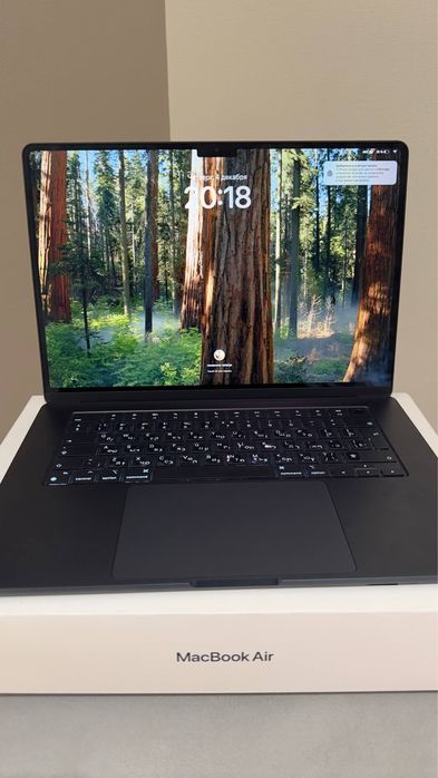 MacBook Air — новый, в идеальном состоянии