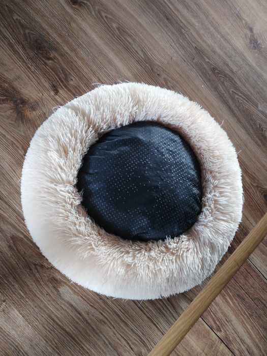 Pătuț cățel pufos