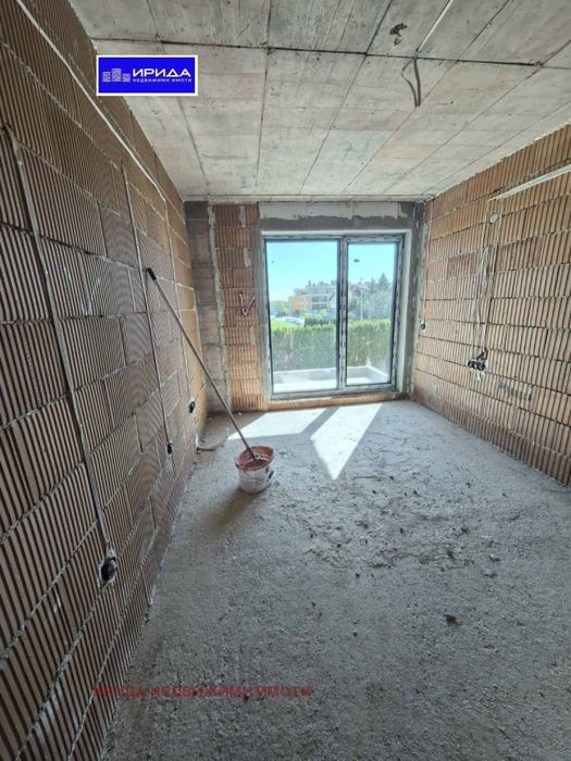 Продава се Двустаен апартамент в Банкя - 67 кв.м за 1043 €/кв.м - Снимка #1