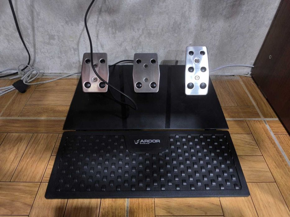 Игровой руль на наутбук