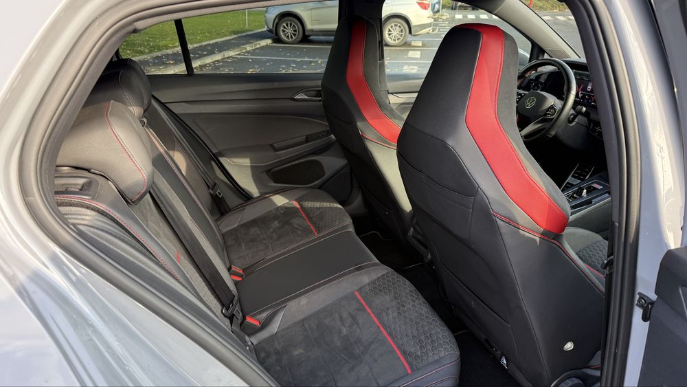 VOLKSWAGEN Golf 2022 — imagine 5