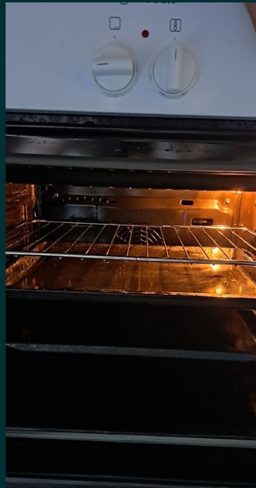 Срочно продается газ плита  Bosch