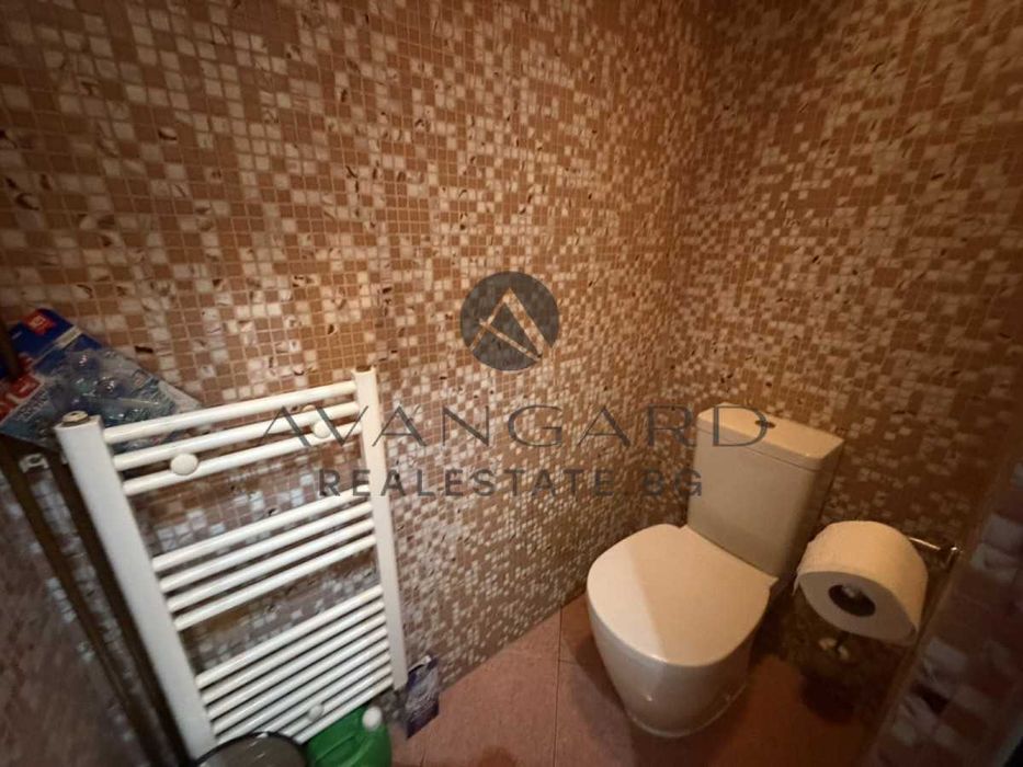 Продава се Четиристаен апартамент в Пловдив, Тракия - 86 кв.м за 956 €/кв.м - Снимка #8