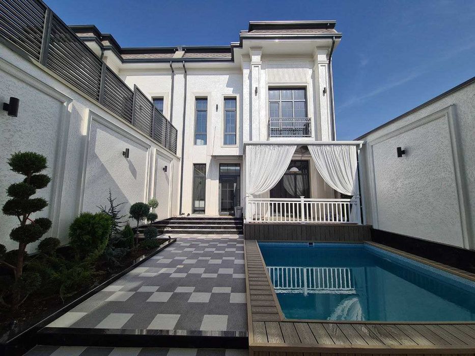 Циолковского ул. Евродом с мебелью и бассейном