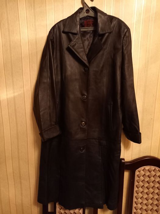 Плащь-пальто кожанный
