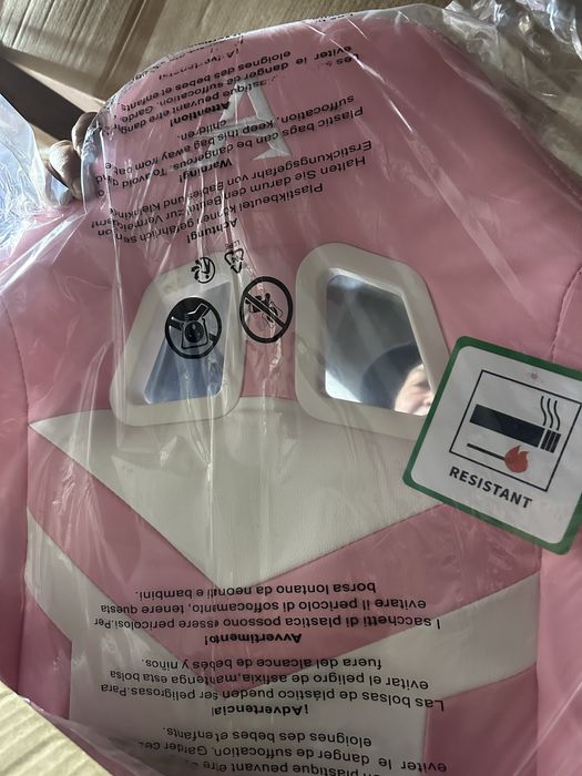 Vand scaun birou/gaming nou