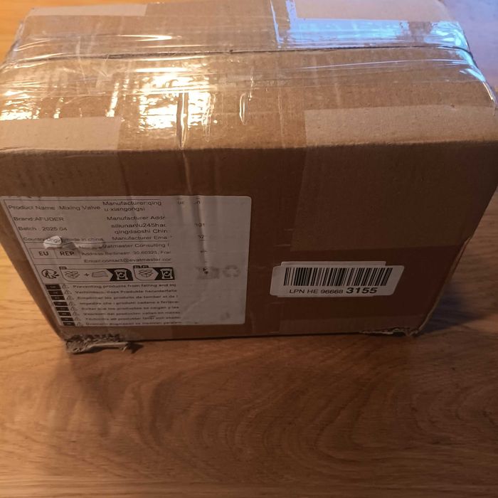 НОВ! Стенен смесител, 3 изхода, Intubation модел 10 см, месинг, хром