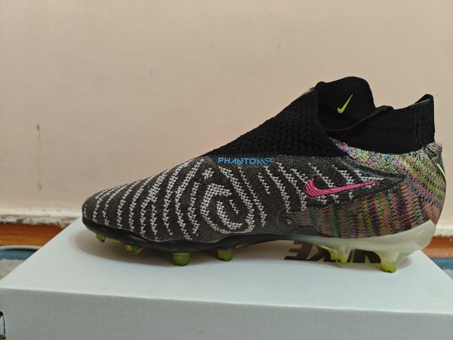 Бутсы Nike Phantom Gx elite