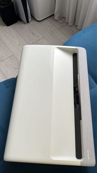 Лазерный проектор Samsung Модель: SP-LSP7TUA