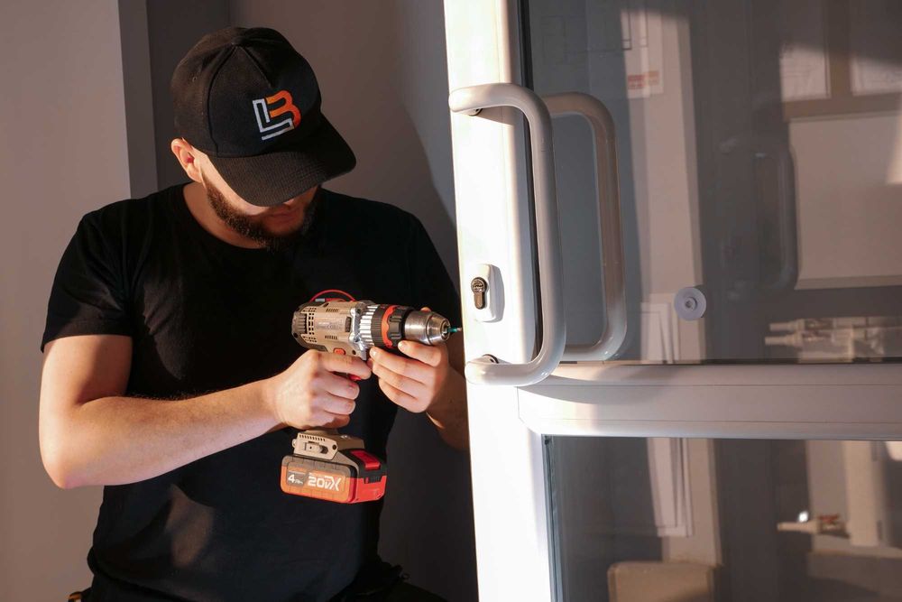 Аварийное вскрытие замков. Вскрытие авто. Ремонт. Вскрытие сейфов 24/7