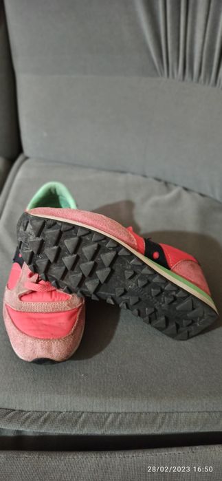 -De vânzare Adidasi