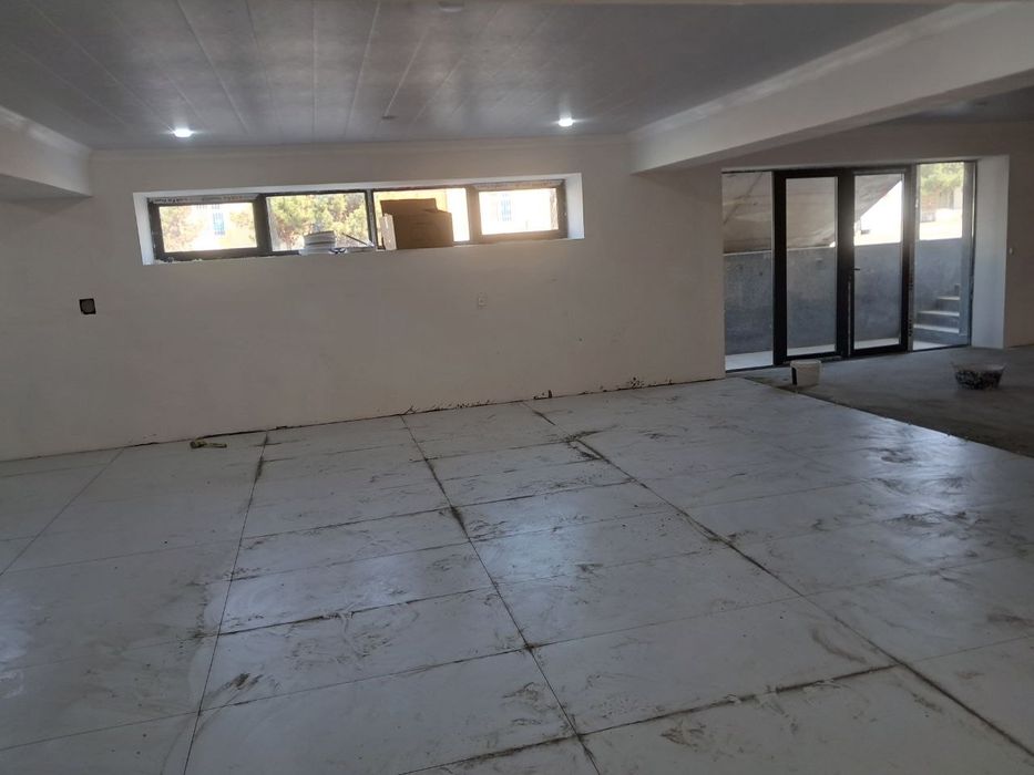 Arendaga kafe bar uchun