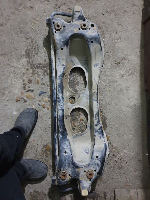 Задняя балка ford mandeo