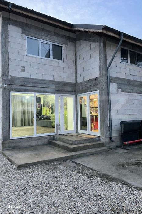 Spatiu comercial + teren, 163 mp utili, 983 mp, Matasaru/Poroinica