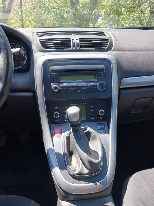 Vând Fiat Croma 1,9 JTD