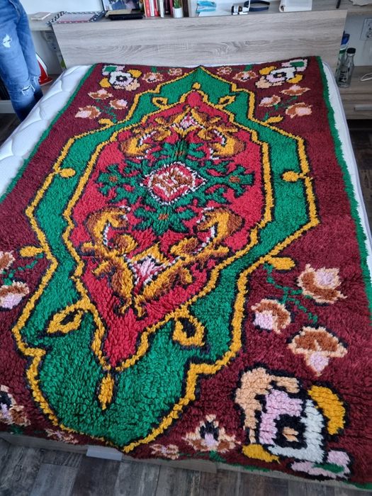 Страхотен китеник 100 %вълна