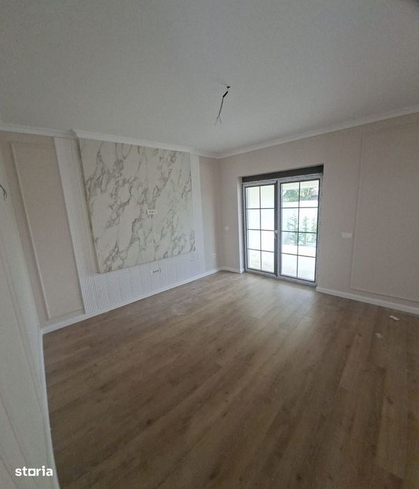 Duplex premium 5 camere, 3 bai, panouri fotovoltaice,Torontalului/ Meh