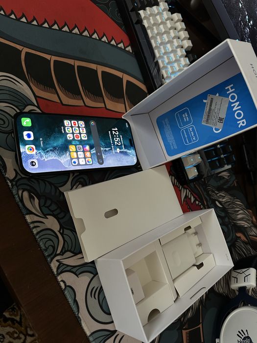 Продаю Срочно смартфон