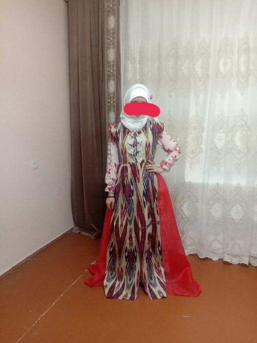 Chopon organza va adras