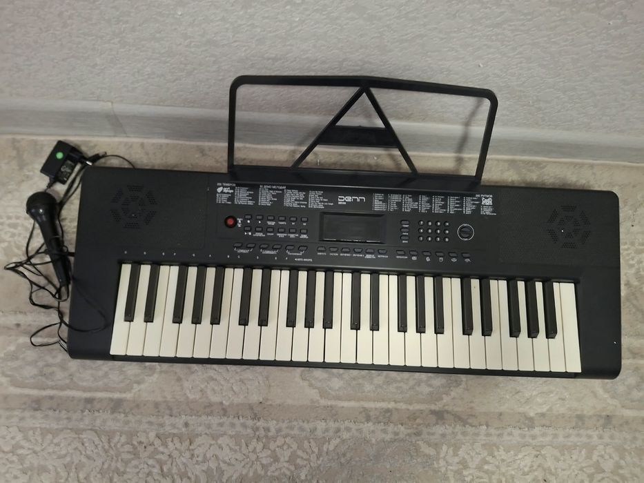 Синтезатор  Denn DEK494