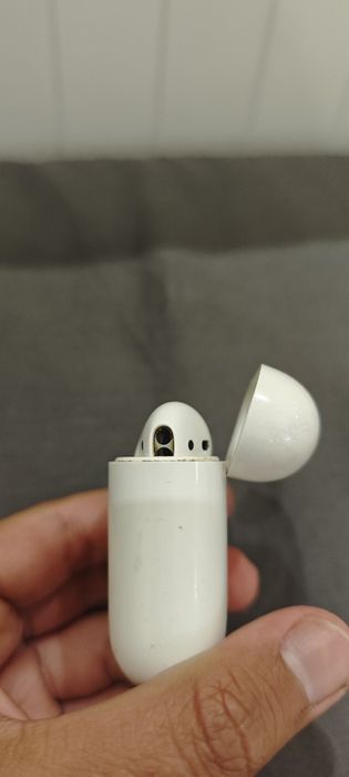 Продам оригинальные airpods