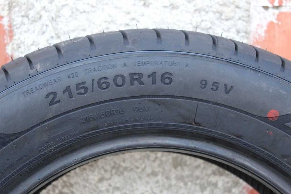 Anvelope vara noi 215/60R16 95V, Doublestar