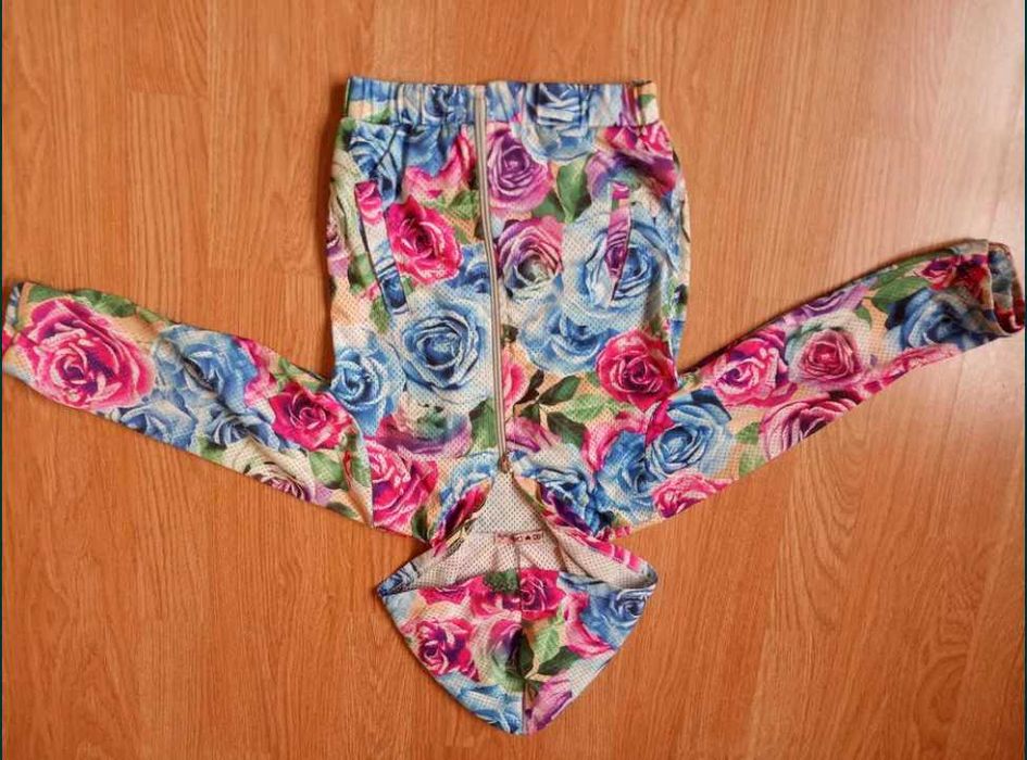 Продавам запазени, като нови палта, якета, ветровки