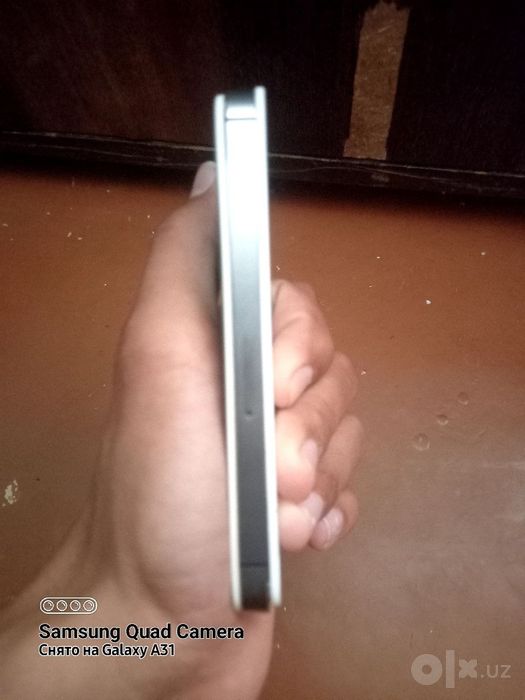 Iphone 4 sotiladi stochna