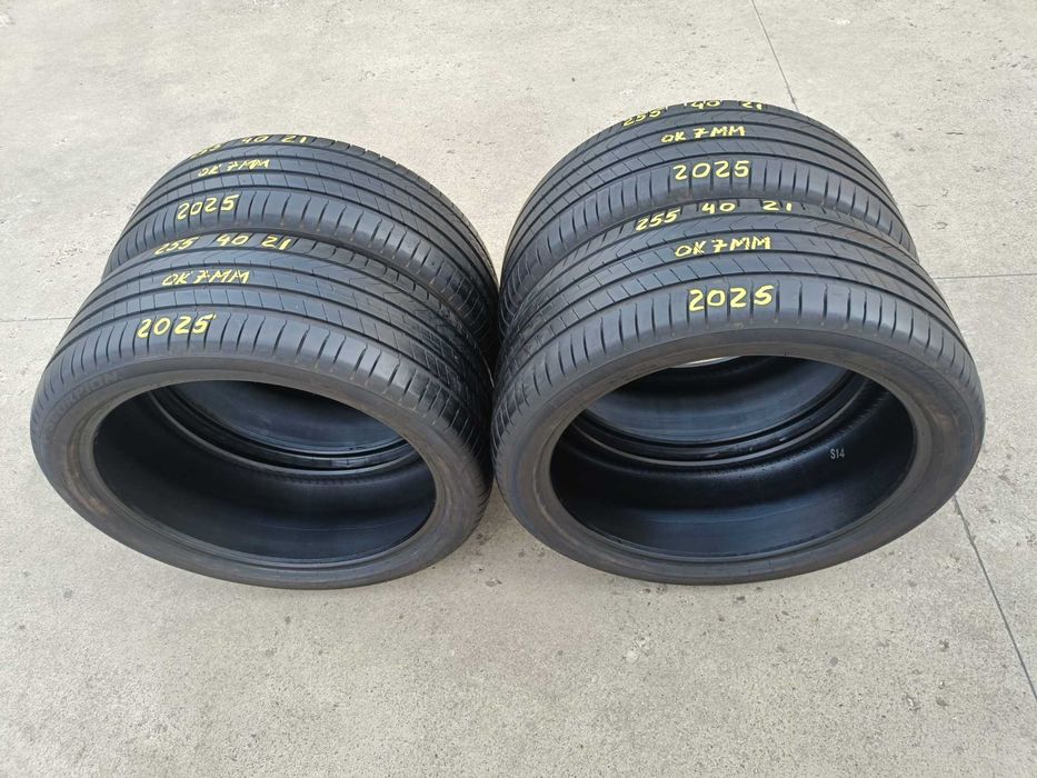 Set 4 anvelope vara 255 40 21 pirelli scorpion profil de 7 mm dot 2025